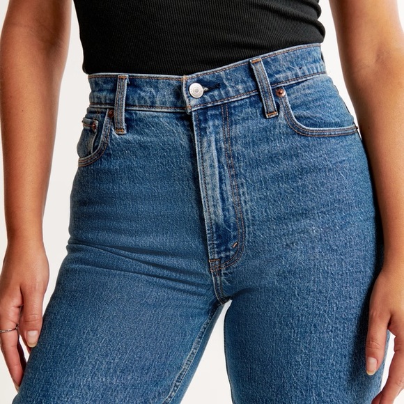 NWT Abercrombie&Fitch Curve Love Ultra HighRise 90s Strght Jean 00,2 - Picture 3 of 16